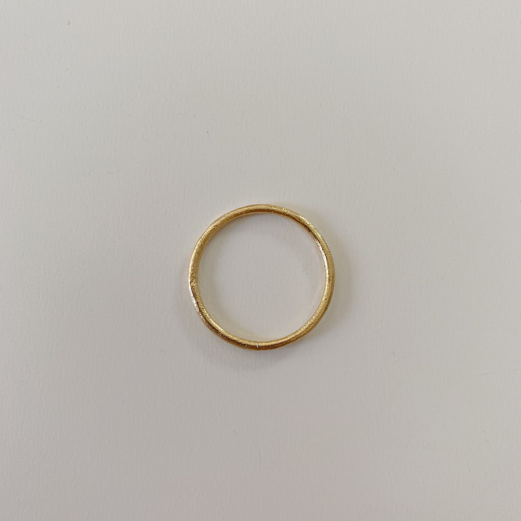 Anillo Begonia Dorado