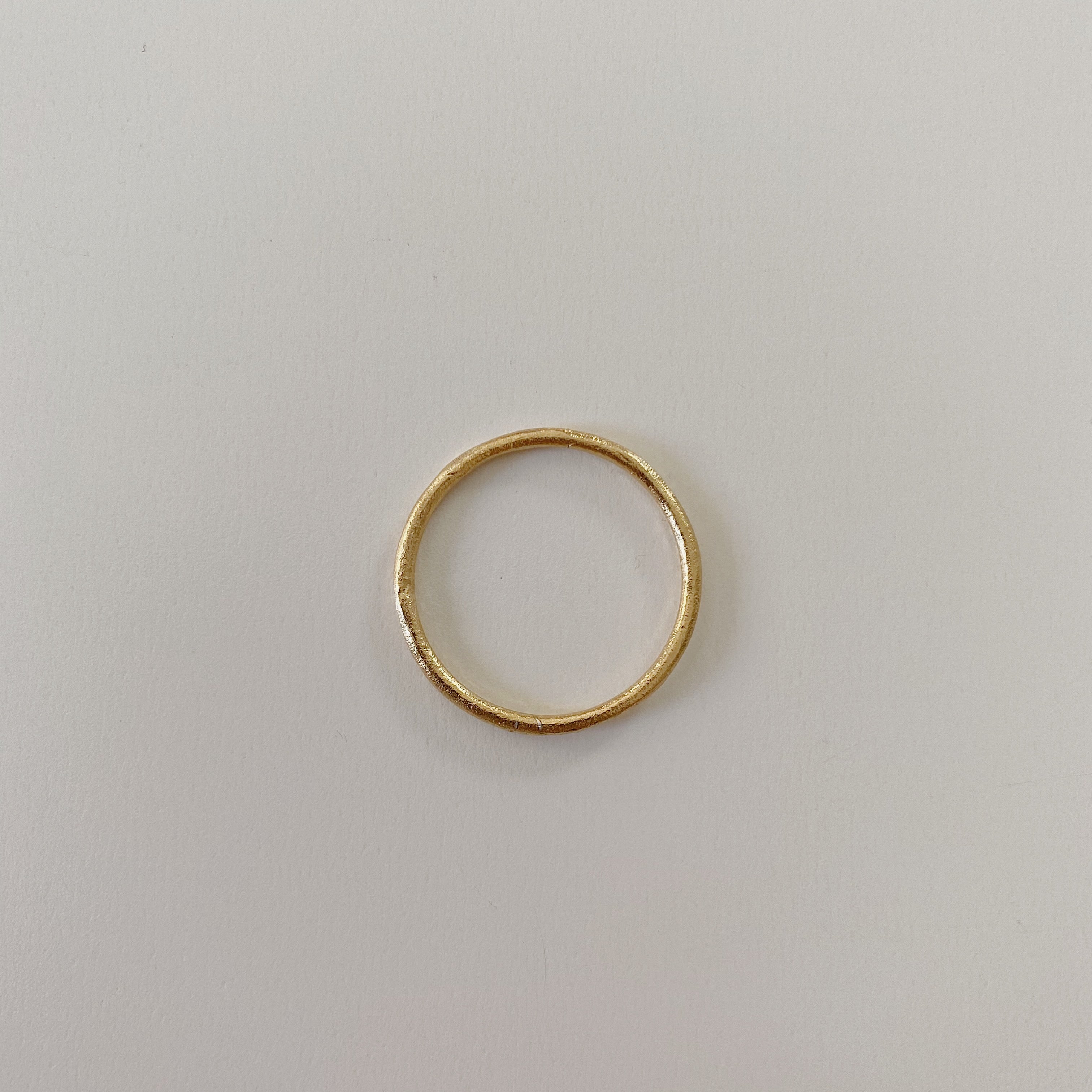 Anillo Begonia Dorado