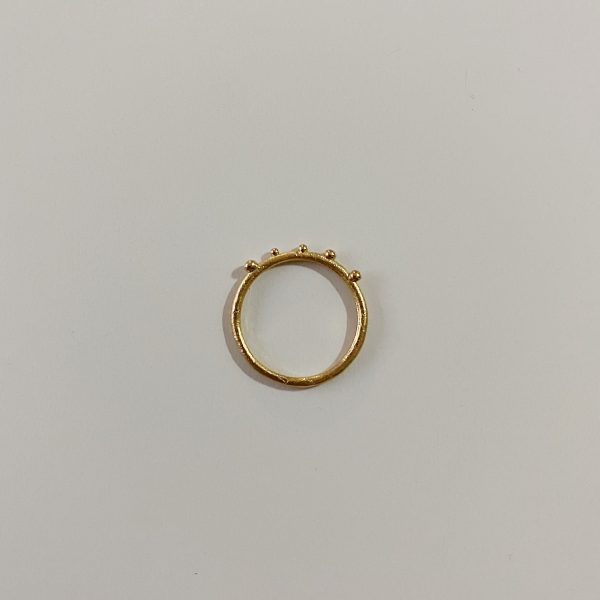 dorado-anillo-hecho a mano